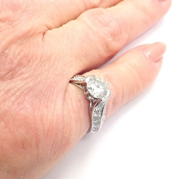Authentic! Van Cleef & Arpels Platinum 1.88ct VVS1 E Diamond Engagement Ring GIA - Picture 7 of 9